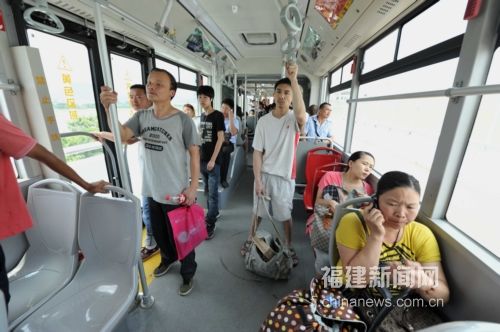 福建新闻网·厦门brt公交车起火事故出事线路