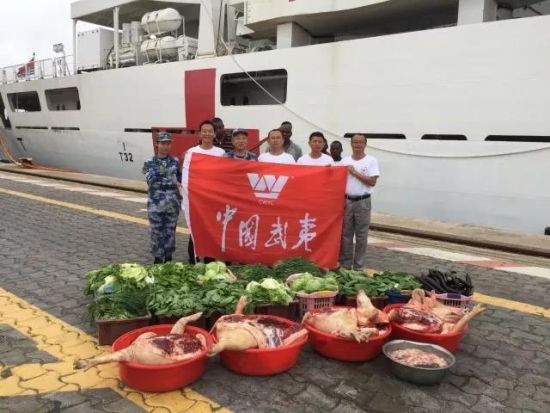 中国海军和平方舟医院船、驻刚果(布)大使馆向