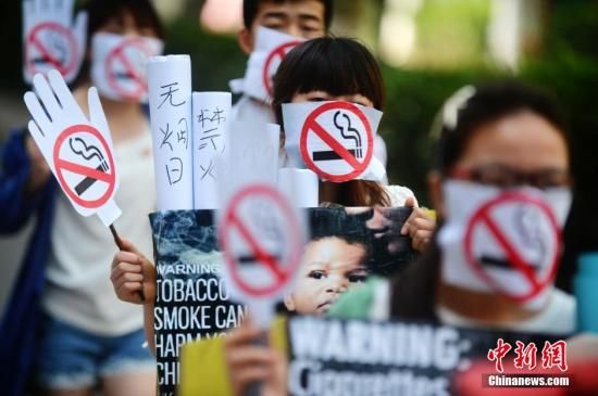 不吸烟的中国女性肺癌高发 罪魁祸首:二手烟+