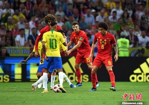 比利时队目前为世界杯四强中，排名最高的球队。 中新社记者 田博川 摄