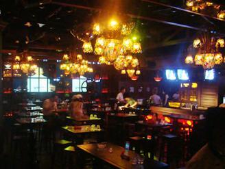 网·老福州城中后现代精神的爆裂出口-福州普拉达酒吧