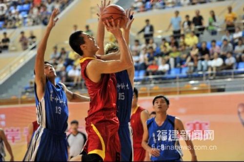 福建新闻网·两岸青少年篮球赛福州开赛